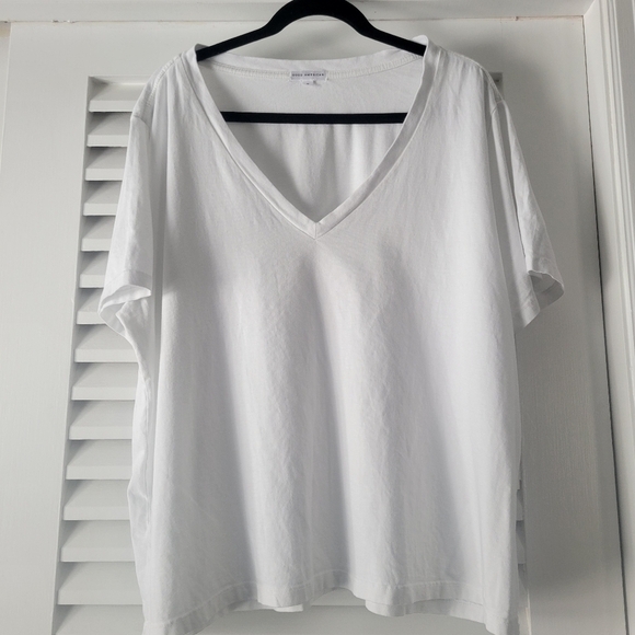 Good American NWT  white tee V-neck size 5. - Picture 3 of 12